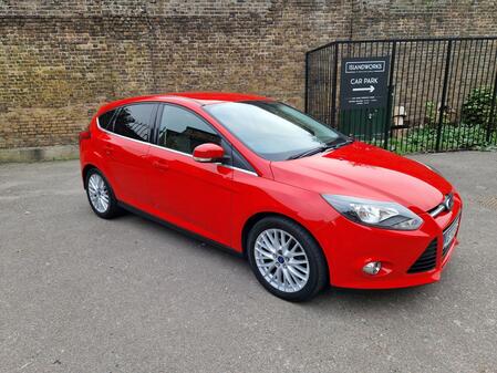 FORD FOCUS 1.0 T EcoBoost Zetec